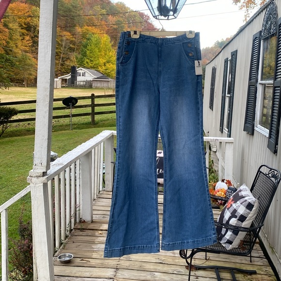 JEAN'S - Picture 8 of 9